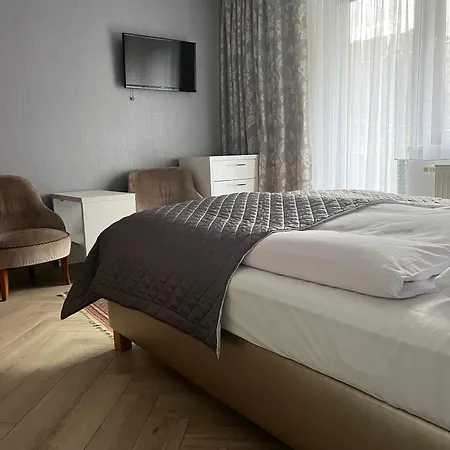 Residenz Polenia Couette-café 3*