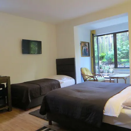 Residenz Polenia Couette-café 3*