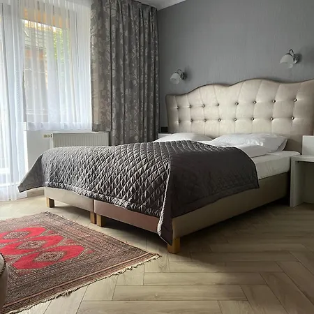 Residenz Polenia 3* זקופאנה