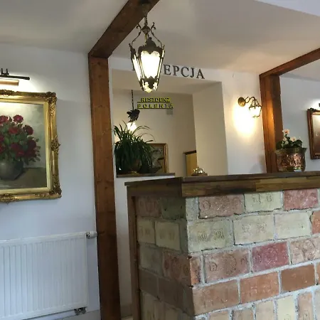 לינה וארוחת בוקר Residenz Polenia זקופאנה